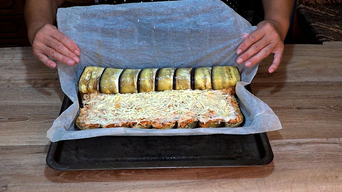 ROLLO DE BERENJENA CON POLLO Y BECHAMEL- Foto 14