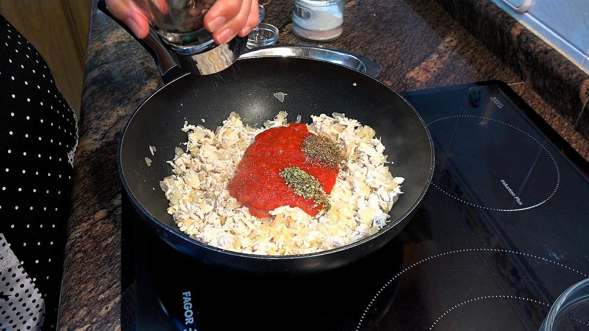 ROLLO DE BERENJENA CON POLLO Y BECHAMEL- Foto 7