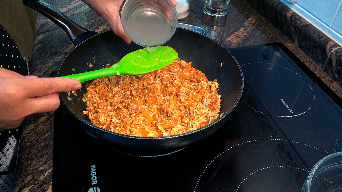 ROLLO DE BERENJENA CON POLLO Y BECHAMEL- Foto 8