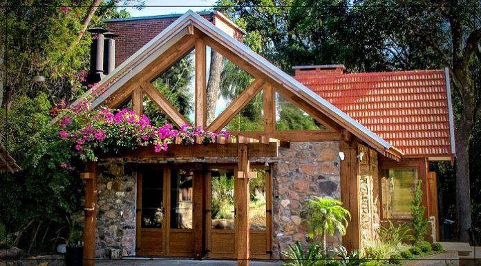 Casas rústicas de dos plantas