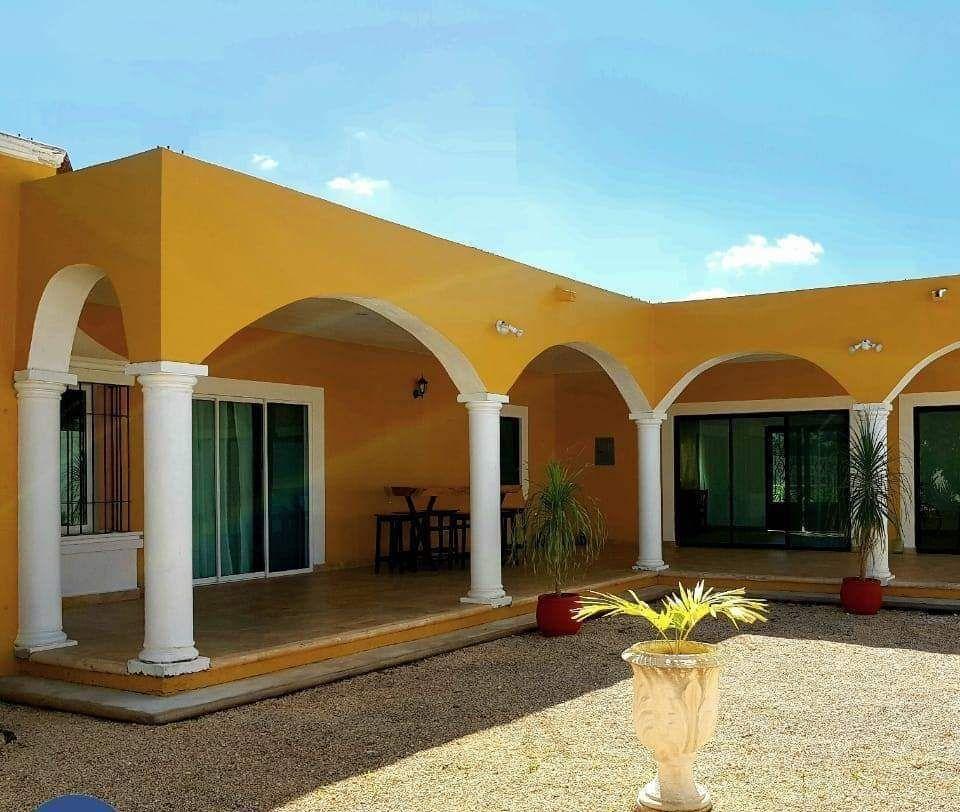 Fachadas de casas tipo hacienda