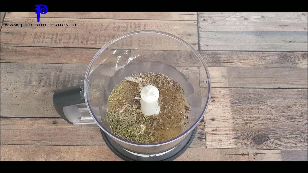 Paletilla de cordero a la griega con salsa de arándanos - patricienta cook