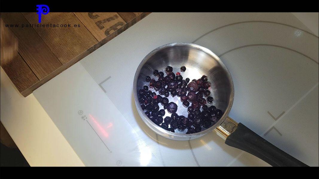 Paletilla de cordero a la griega con salsa de arándanos - patricienta cook