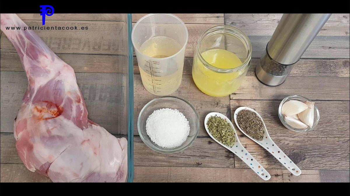 Paletilla de cordero a la griega con salsa de arándanos - patricienta cook