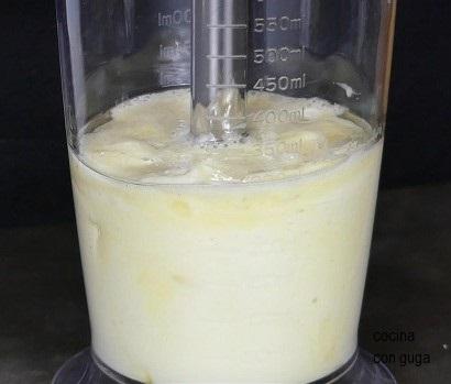 mayonesa casera en el vaso