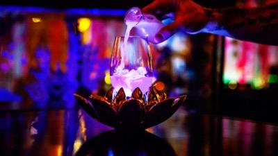 cocktail con blue matcha