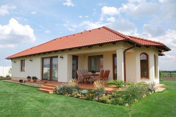 Casas rusticas pequeñas de campo