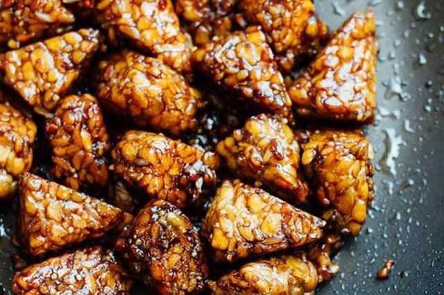 Tempeh marinado con jengibre. Recetas con tempeh