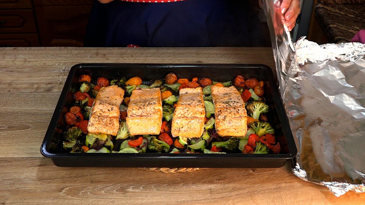 SALMÓN CON VERDURAS AL HORNO ESPECIAL NAVIDAD - Loli Domínguez - Foto 14