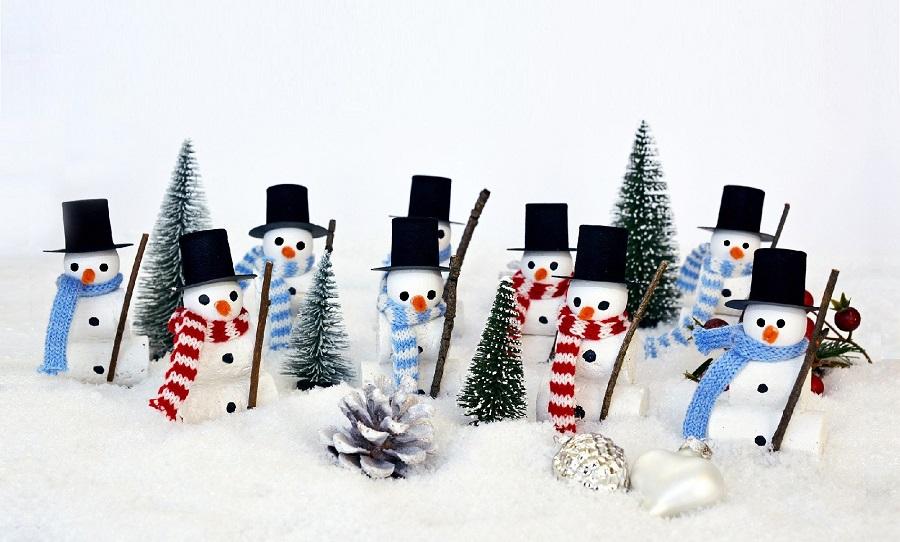 Qué hacer con los restos de los hilos de las lanas que nos sobran. En este tutorial te enseño más de 6 ideas para vender, para regalar o para ti. Diy Manualidades e ideas de reciclaje creativo.