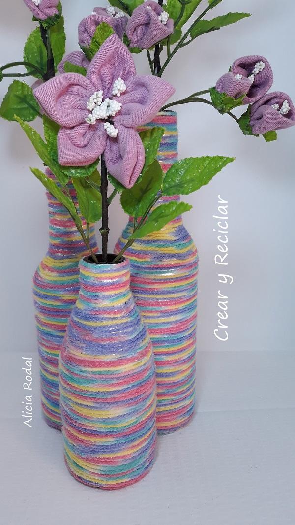 Qué hacer con los restos de los hilos de las lanas que nos sobran. En este tutorial te enseño más de 6 ideas para vender, para regalar o para ti. Diy Manualidades e ideas de reciclaje creativo.