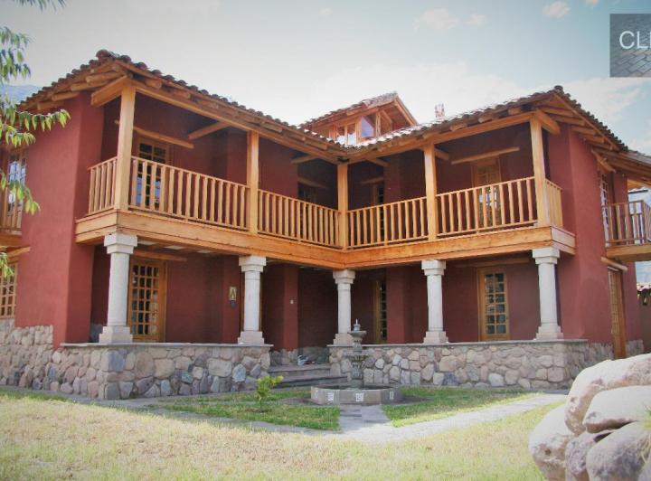 Diseños de casas antiguas de adobe de dos pisos
