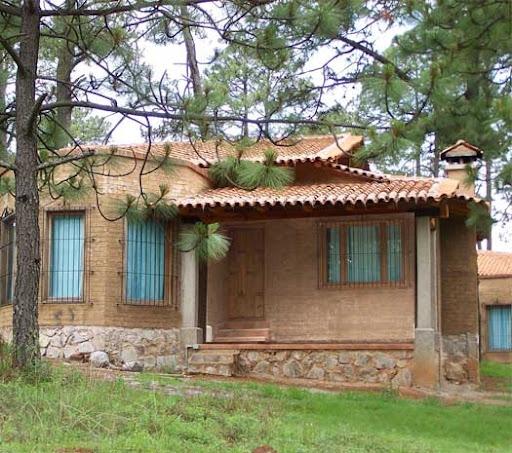 Casas de adobe y madera