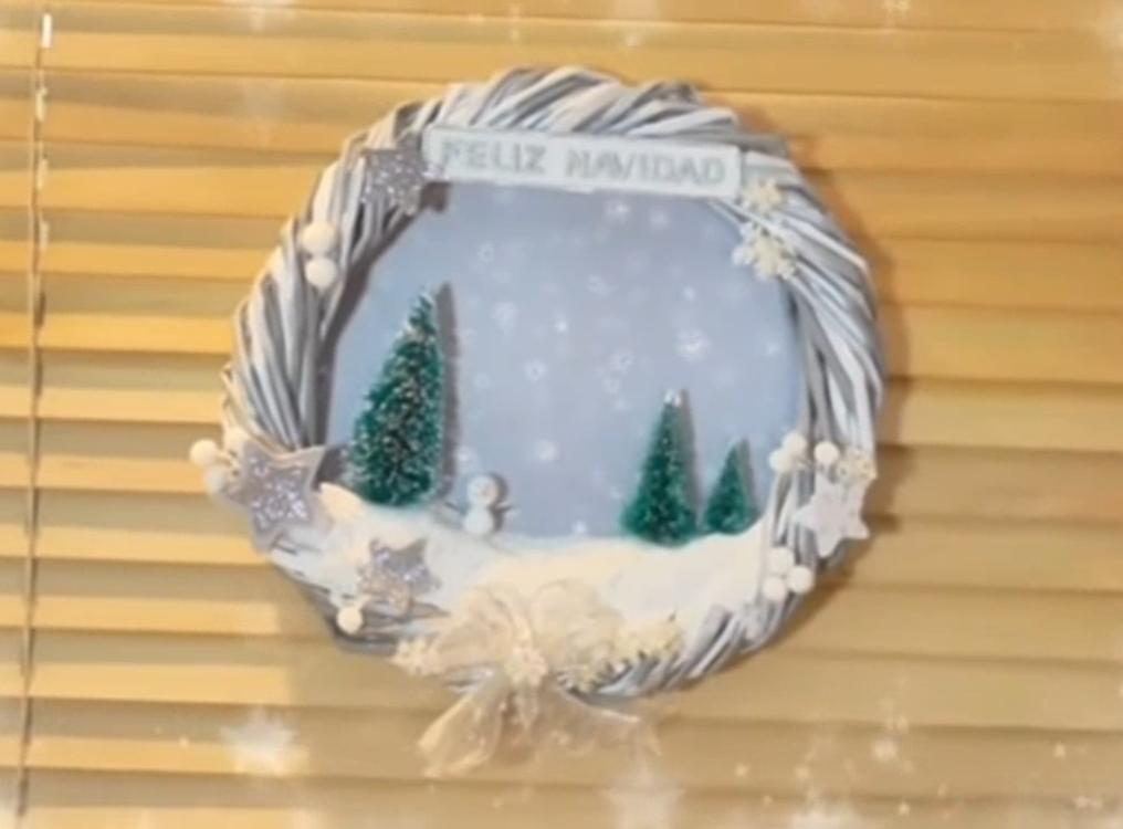 Estas son las top mejores ideas para hacer una Corona de adviento para decorar tu casa estas Navidades. En esta publicación te muestro un recopilatorio con más de 30 ideas, para hacer Coronas de Navidad con materiales reciclados y otros detalles decorativos, con distintas técnicas, para todos los gustos.