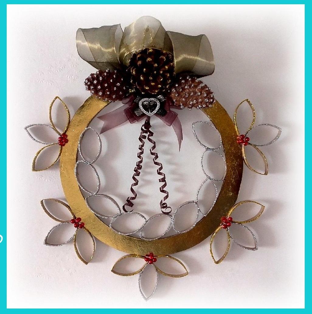 Estas son las top mejores ideas para hacer una Corona de adviento para decorar tu casa estas Navidades. En esta publicación te muestro un recopilatorio con más de 30 ideas, para hacer Coronas de Navidad con materiales reciclados y otros detalles decorativos, con distintas técnicas, para todos los gustos.