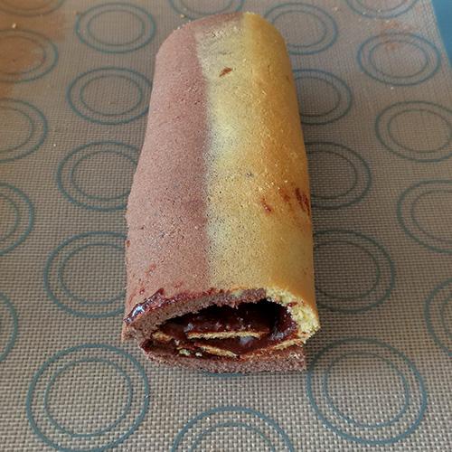 Tronco de Navidad de chocolate y nutella - bizcocho enrollado