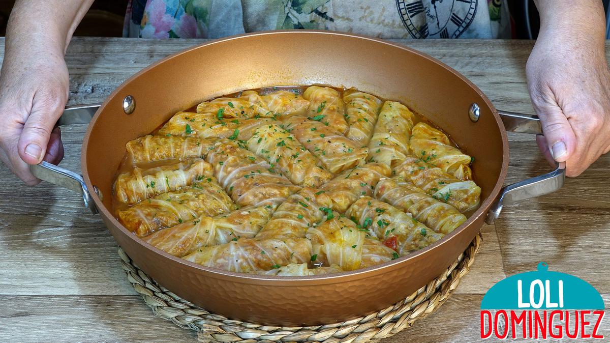 ROLLITOS DE COL O REPOLLO, UNA RECETA SALUDABLE PARA SORPRENDER. Esta receta además de estar riquísima es muy saludable y un plato completo, con el relleno de carne de pollo y arroz hace de este plato un festival de sabores en la boca