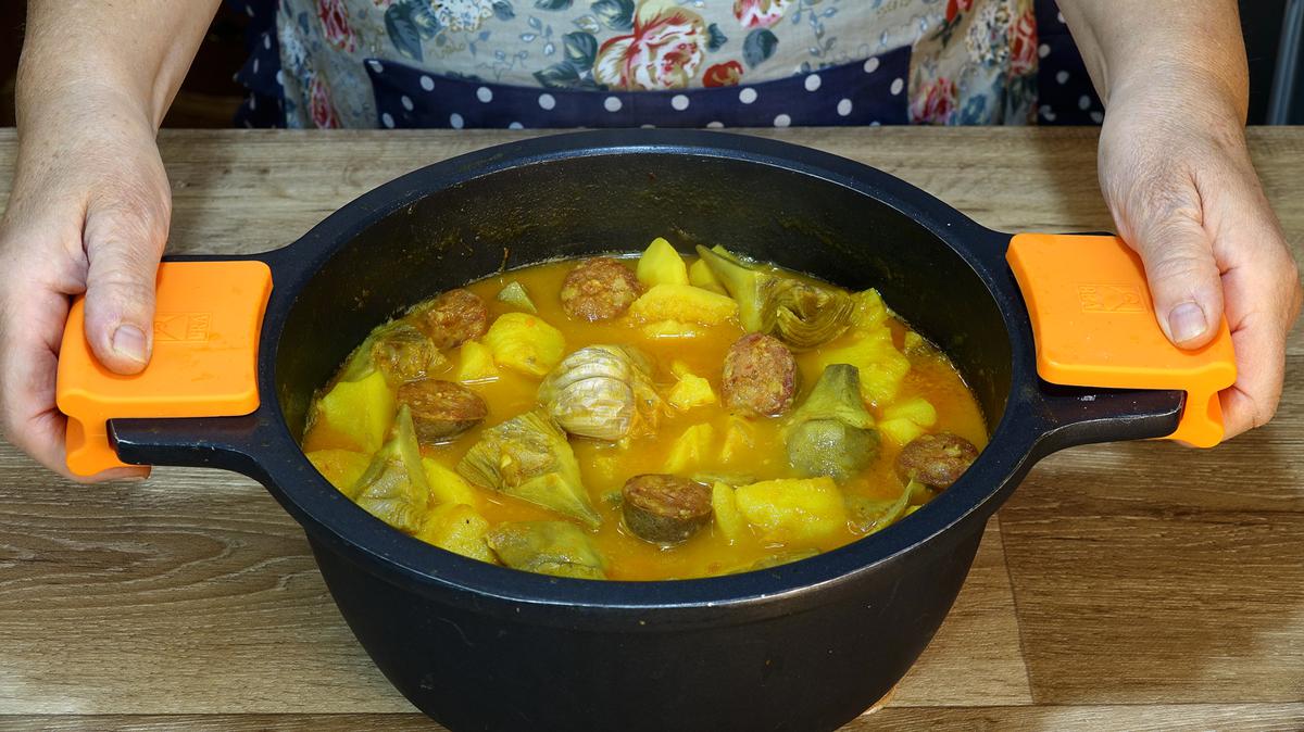 GUISO O ESTOFADO DE PATATAS (PAPAS) CON CHORIZO - Loli Domínguez - Foto 13