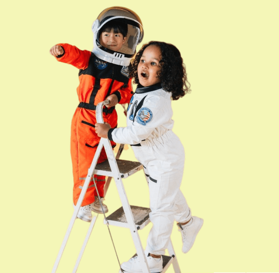 ¿Se acercan los carnavales y todavía no sabes qué disfraz puedes hacer? Mira estas 7 ideas de manualidades que te propongo, que son fáciles de hacer y lo mejor de todo, es que son de reciclaje creativo, hechos a mano y con muy poco dinero. También es una buena opción para Halloween. DIY