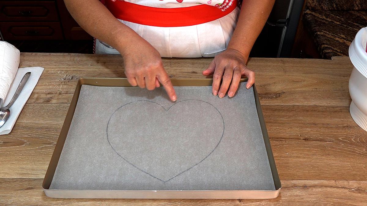 TARTA ESPECIAL SAN VALENTÍN 2022 DE MERENGUE Y LIMÓN - Loli Domínguez - Foto 9