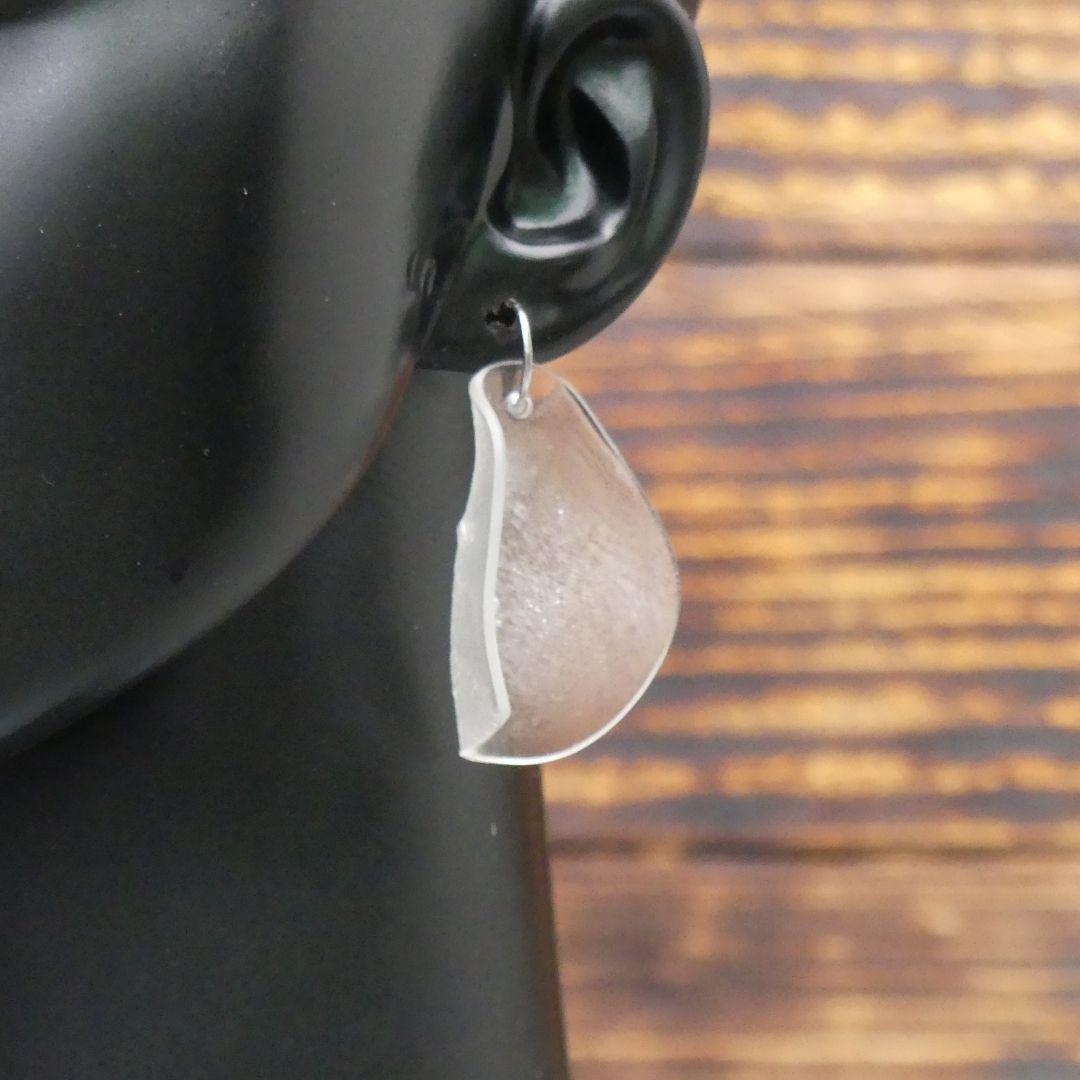 Pendientes reciclando cristales de gafas