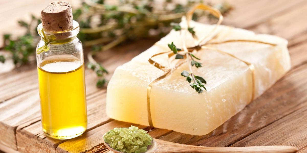 jabón con acete usado de cocina