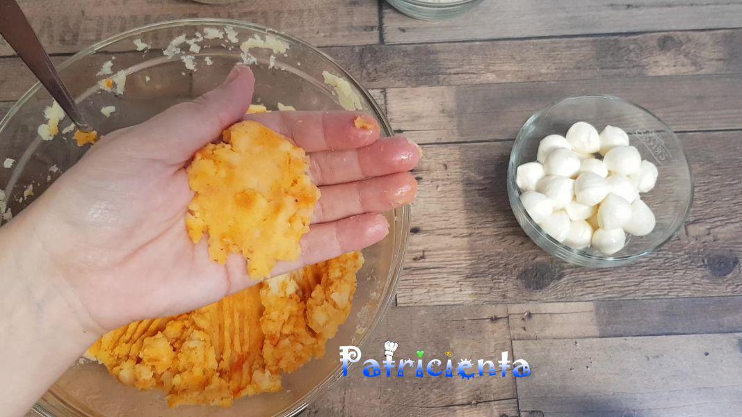 Bolitas de patata, sobrasada y mozzarella - Patricienta Cook