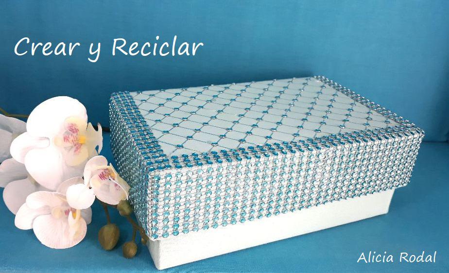 Más de 30 ideas de manualidades hechas con amor para regalar, para vender, el día de los enamorados o cualquier celebración especial, como el día de la madre, Navidad, cumpleaños, aniversarios, bodas. Regalos hechos con amor y a mano Diy.