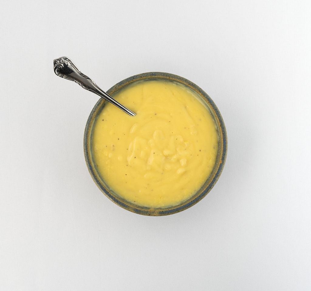 Salsa de yogur al curry