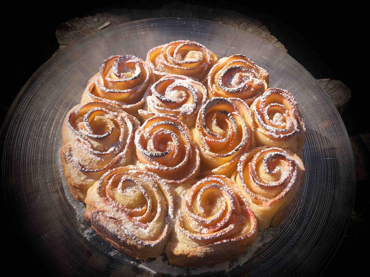 TARTA DE ROSAS TARTA DE MANZANA DÍA DE SAN VALENTÍN