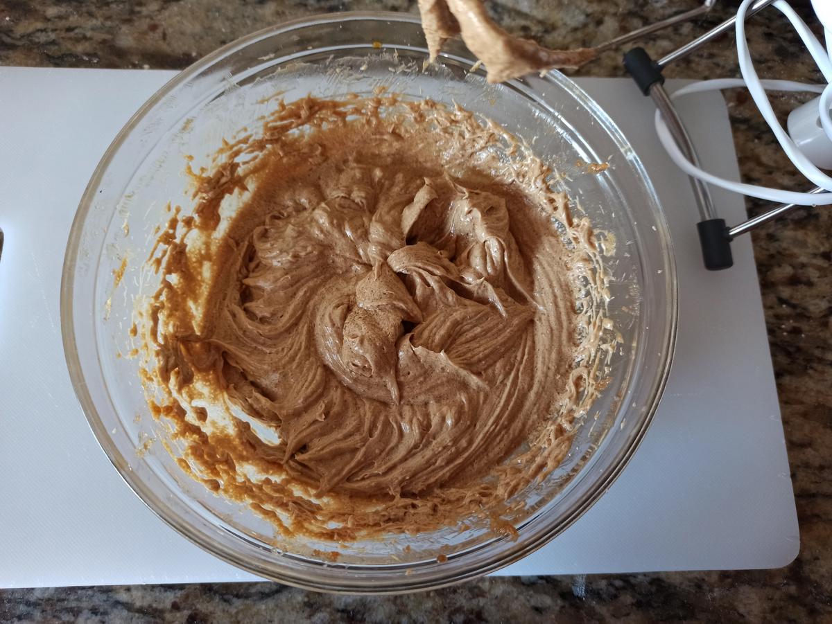 Blondie de manzana y almendra