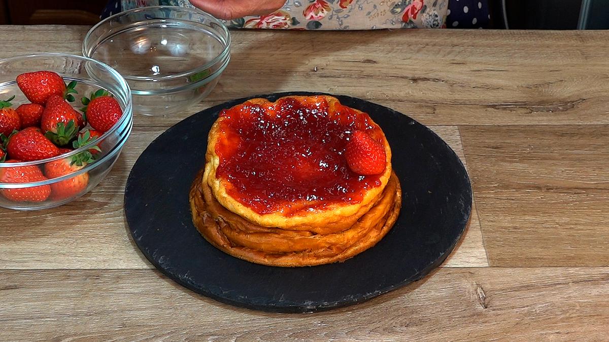 TARTA DE YOGUR CON FRESAS, UNA RECETA FÁCIL Y DELICIOSA - Loli Domínguez - Foto 11