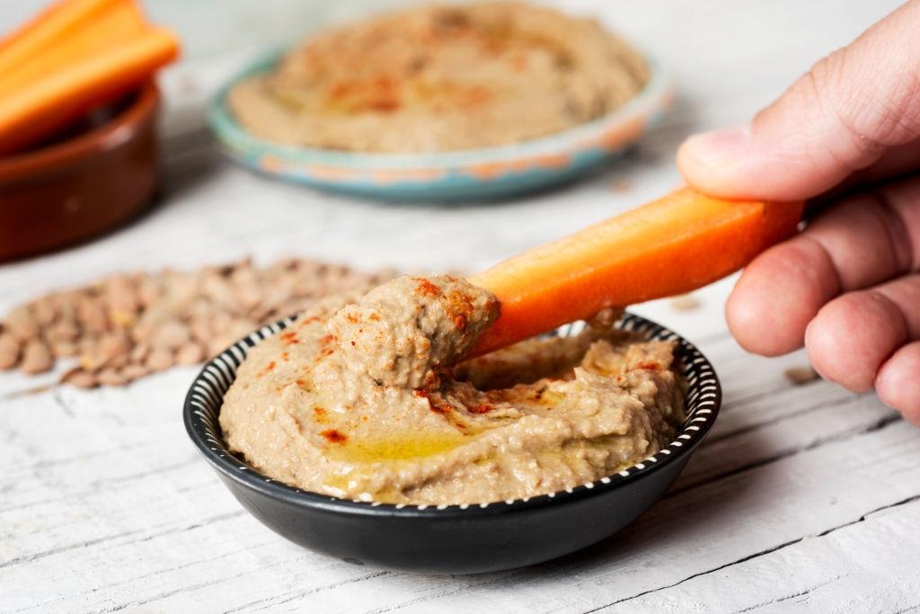 Hummus de lentejas y zanahorias
