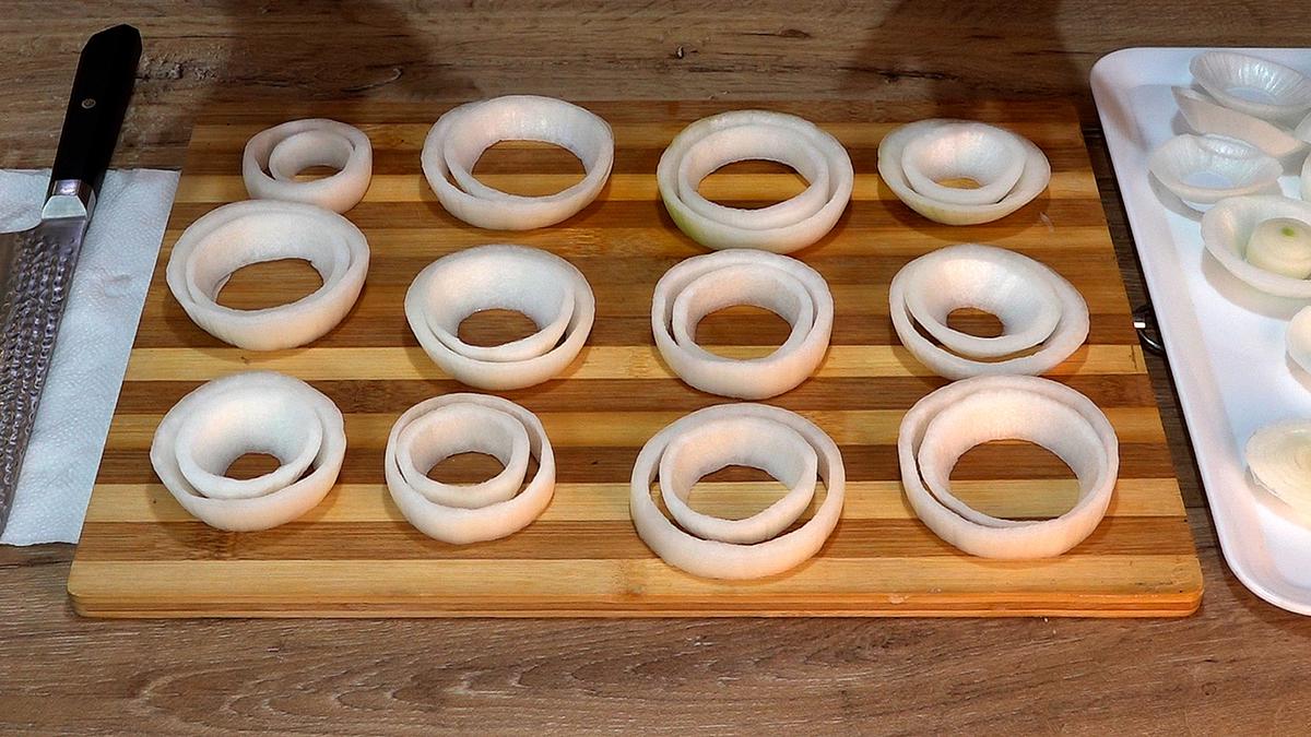 HAMBURGUESAS DE WAGYU, PATATAS GAJO Y AROS DE CEBOLLA - Loli Domínguez - Foto 2