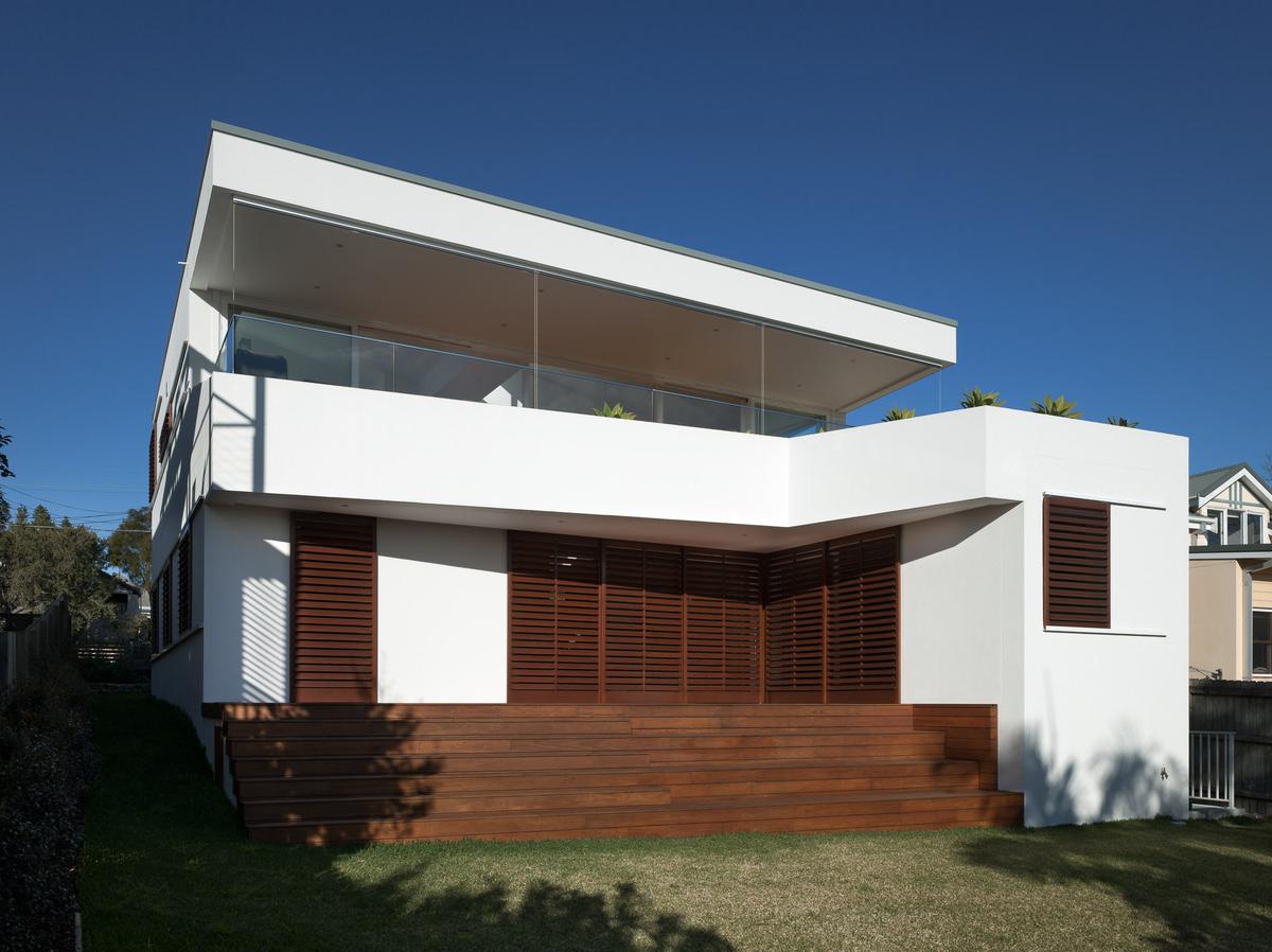 Casas pintadas color blanco