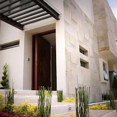 Fachadas con cantera y teja