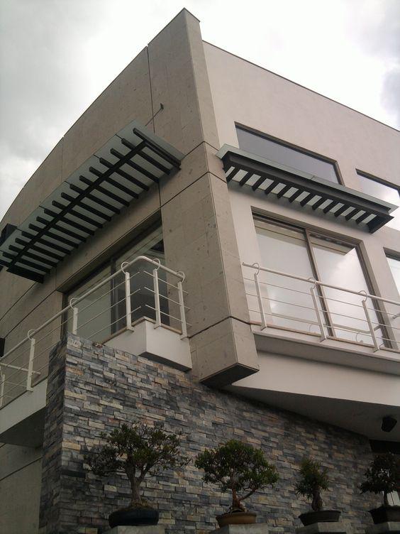 Fachadas con cantera y teja