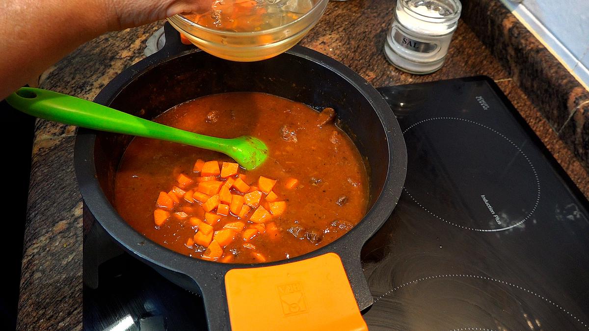 CARNE DE TERNERA (RES) EN SALSA, RECETA TRADICIONAL - Loli Domínguez - Foto 9