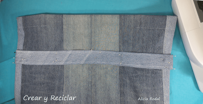 en este tutorial te quiero mostrar cómo hice la bolsa, funda, saco o forro de mi carro donde suelo poner mis compras cuando voy al supermercado, lo limpiamos un poco y ¡¡como nuevo!!