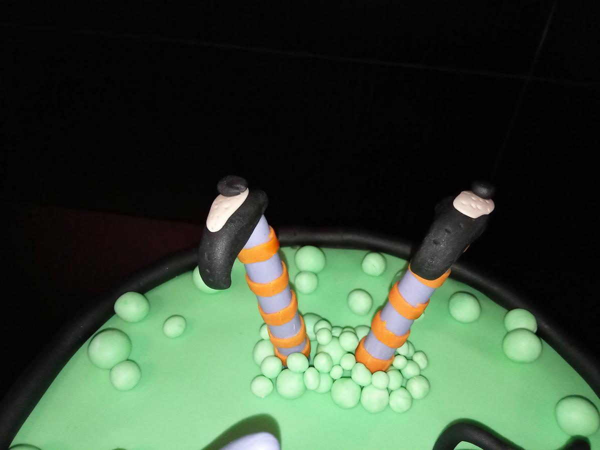 Piernas brujita fondant