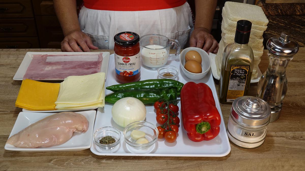 PASTEL SALADO CON POLLO, JAMÓN Y QUESO, RECETA FÁCIL - Loli Domínguez - Foto 1