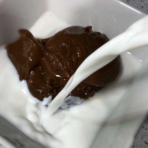 mezclar dulce de leche con leche