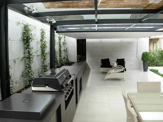 Añade acero a tu barbacoa moderna