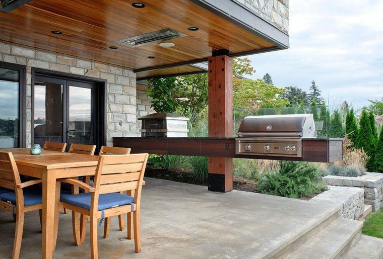 Barbacoas de obra con tejado