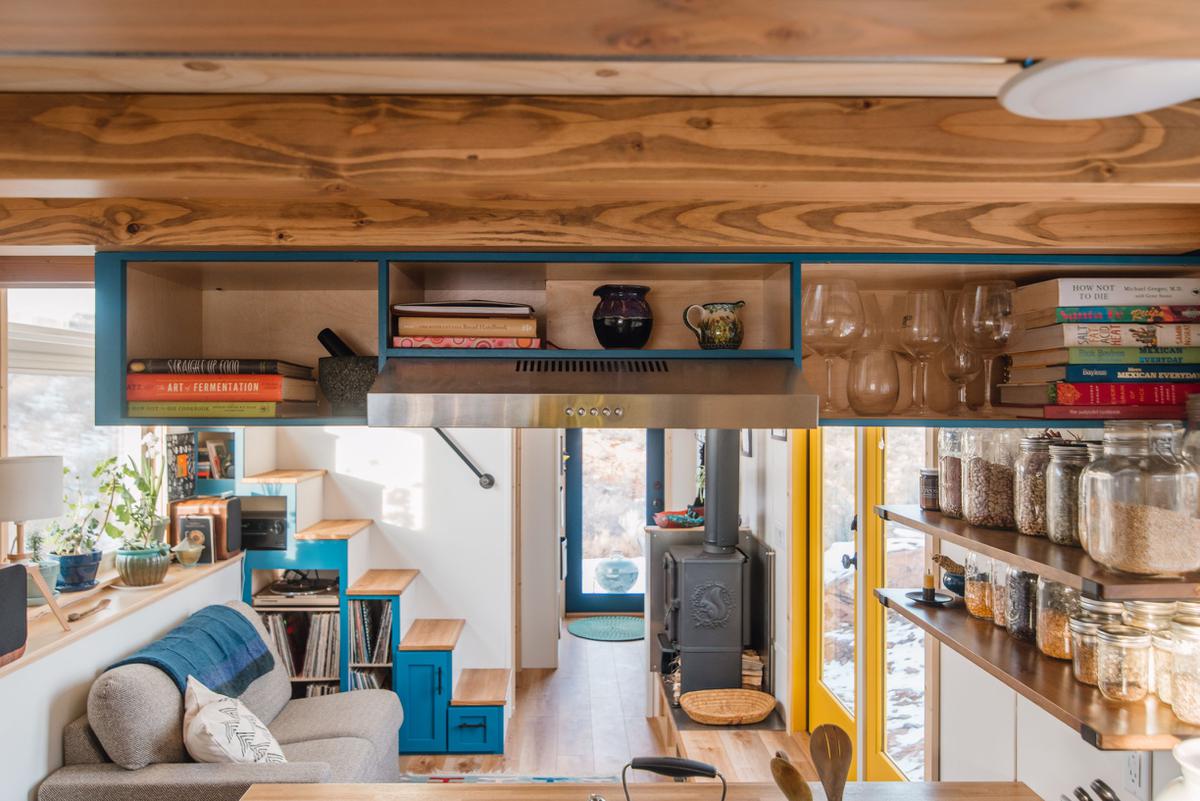 Estanterías en la cocina