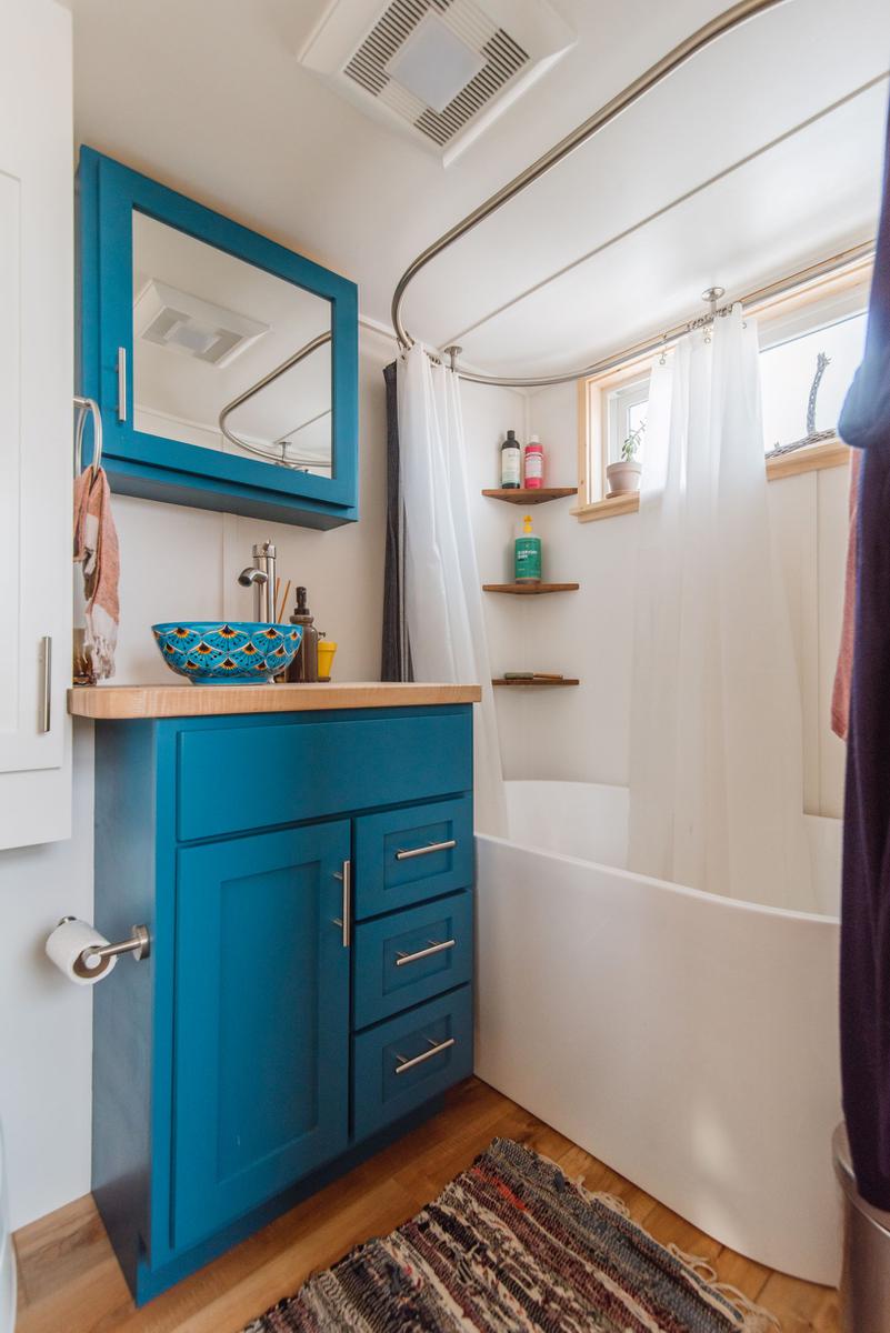 Mueble de lavabo estrecho