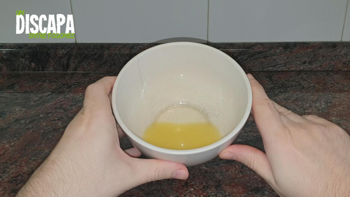 Clafoutis de fresas - Paso 1 - Un Discapa Entre Fogones