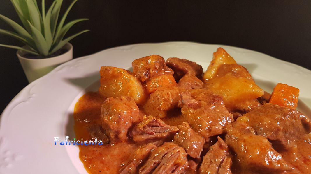 Guiso de ternera en olla de cocción lenta Patricienta Cook