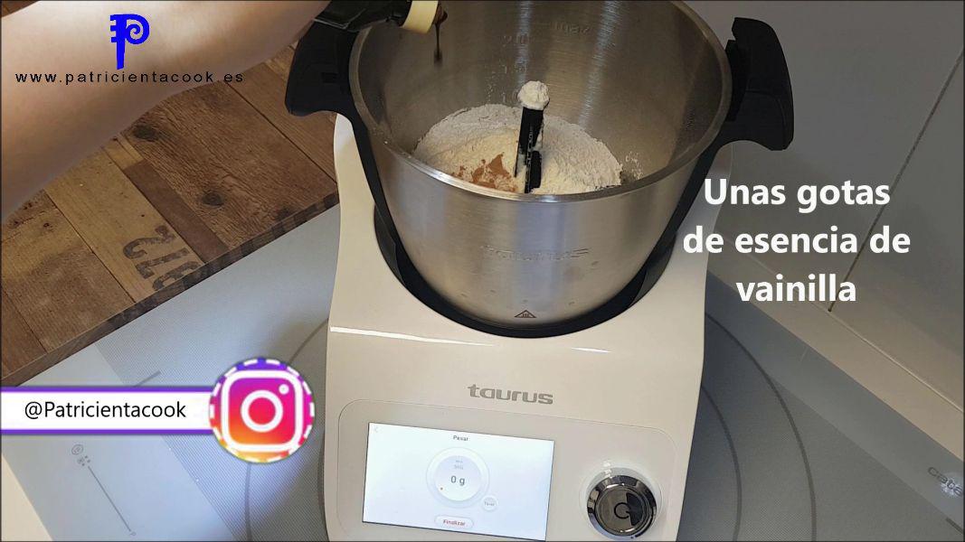 Bizcocho de chocolate en freidora de aire caliente 9 en 1 de Lidl y Trending Cooking