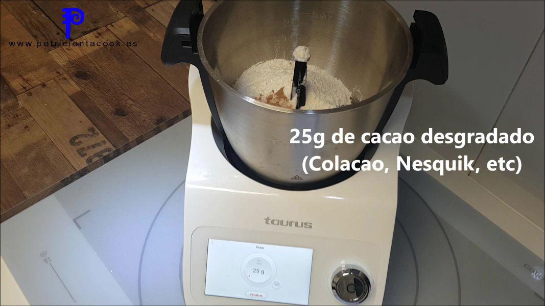 Bizcocho de chocolate en freidora de aire caliente 9 en 1 de Lidl y Trending Cooking